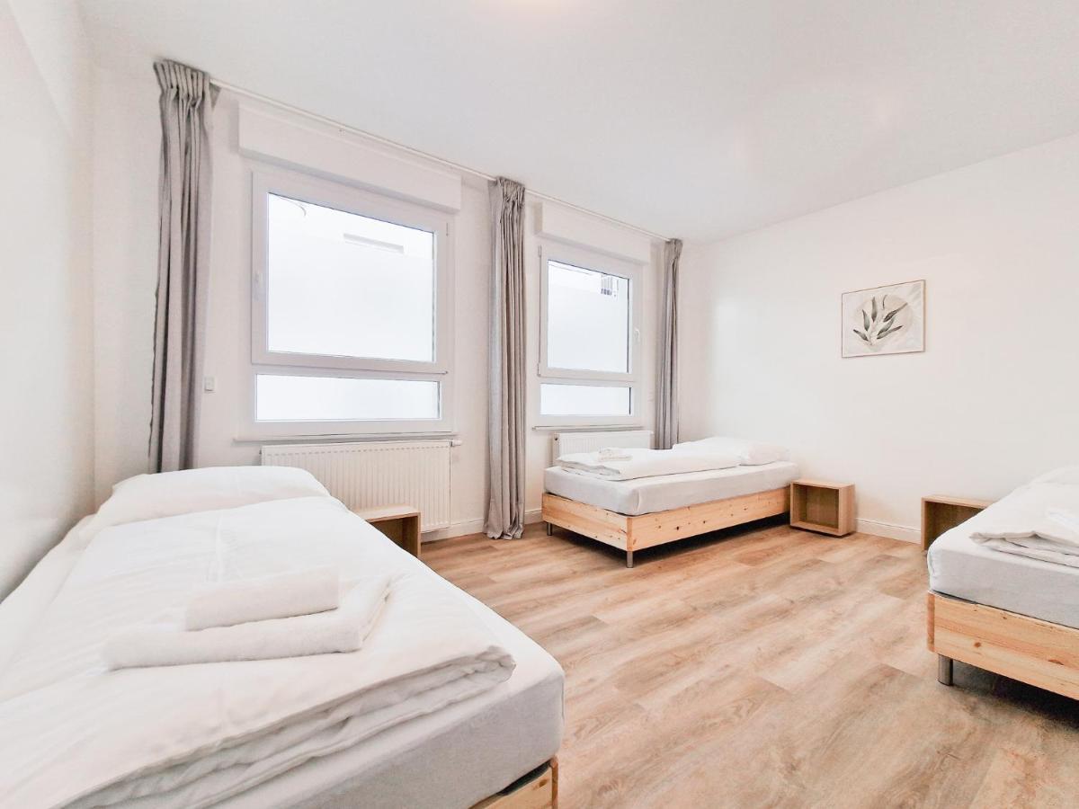 Raj Living - City Apartment With 3 Rooms - 15 Min Messe Dus & 10 Min Old Town Dus Dusseldorf Ngoại thất bức ảnh