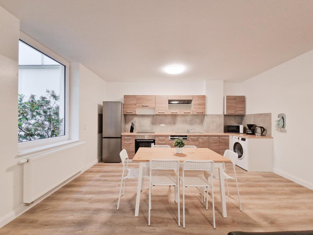 Raj Living - City Apartment With 3 Rooms - 15 Min Messe Dus & 10 Min Old Town Dus Dusseldorf Ngoại thất bức ảnh